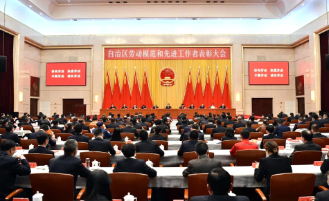 寧夏華御黨總支書記、總經(jīng)理顧家立被授予寧夏自治區(qū)勞動模范稱號