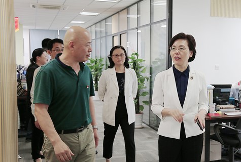 江蘇省委網(wǎng)信辦、省委宣傳部領(lǐng)導赴蘇化科技園調(diào)研重點企業(yè)