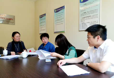 蘇化集團(tuán)、蘇化科技園接受勞動(dòng)關(guān)系和諧企業(yè)及園區(qū)復(fù)查評(píng)估