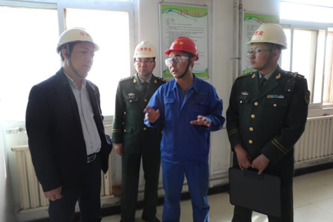 中衛(wèi)市副市長劉啟峰率隊(duì) 到寧夏華御開展消防安全大檢查